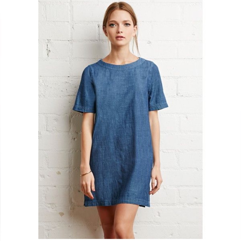 Forever 21 Denim Shift Dress. Size S (D)